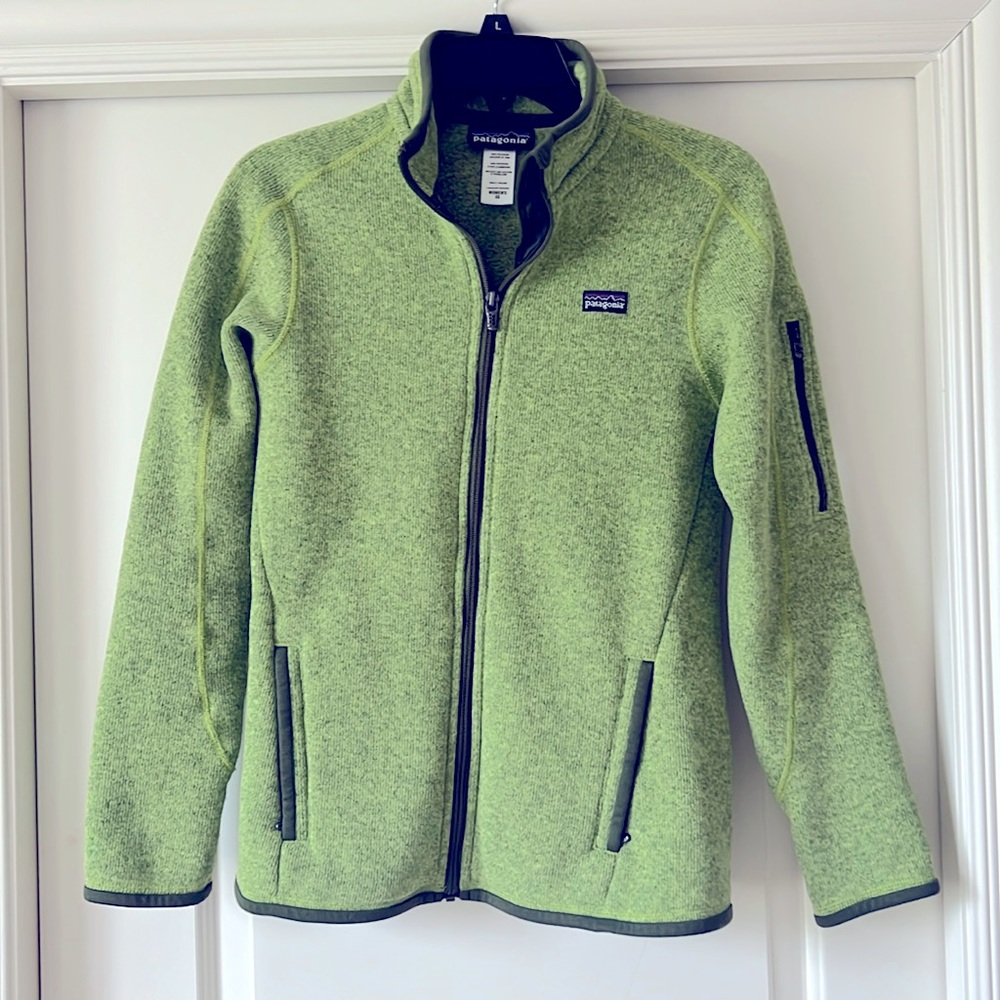 Like new! Patagonia better sweater full zip size XS~ green